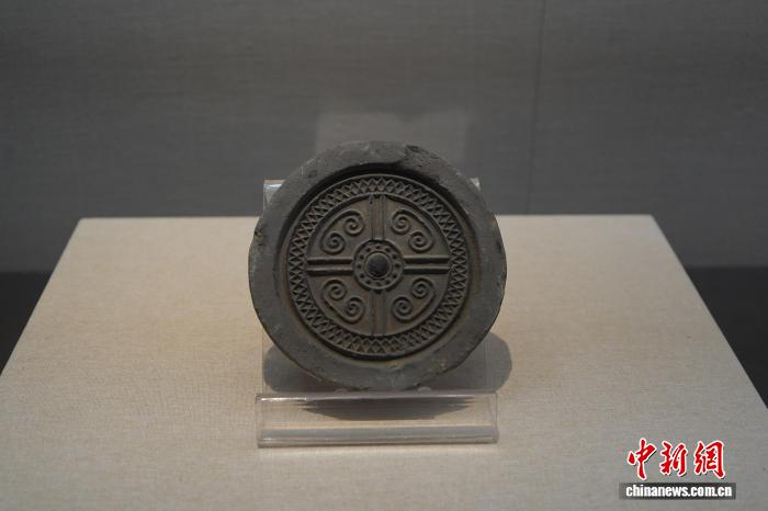50余件瓦作集中亮相郑州 展示中国古建筑防水智慧